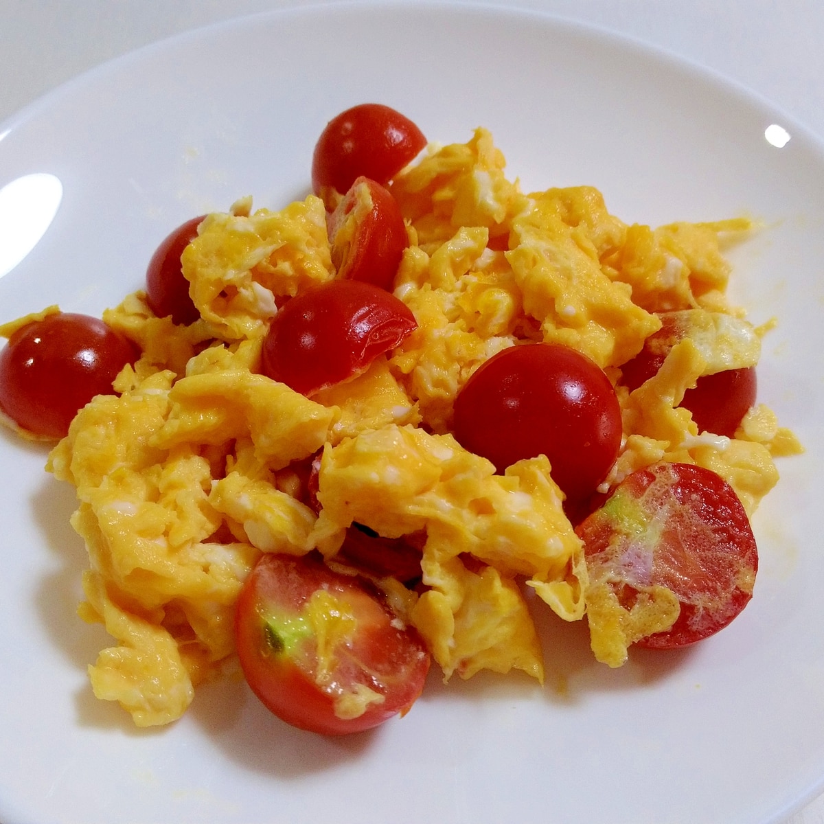朝食に ミニトマトのスクランブルエッグ レシピ 作り方 By うーころちゃん 楽天レシピ 朝食に ミニトマトのスクランブルエッグ レシピ 作り方 By うーころちゃん 楽天レシピ